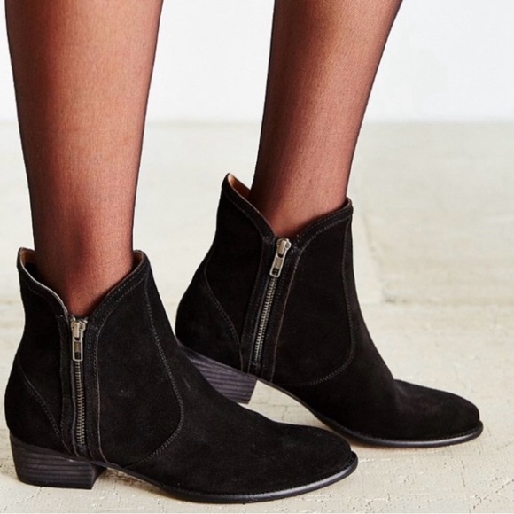 Anthropologie Seychelles Lucky Penny Double Zippered Suede Ankle Boots Booties - Picture 2 of 10